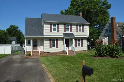 5122 Reids Pointe Rd, Glen Allen, VA 23060