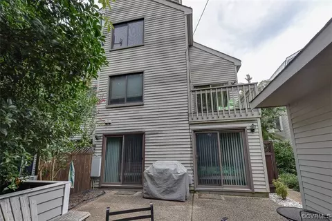 222 58th St, Virginia Beach, VA 23451