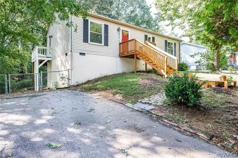 10919 Speeks Ct, Midlothian, VA 23112 photo 3