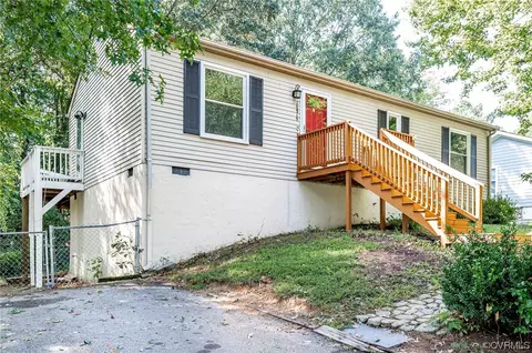 10919 Speeks Ct, Midlothian, VA 23112 photo 2