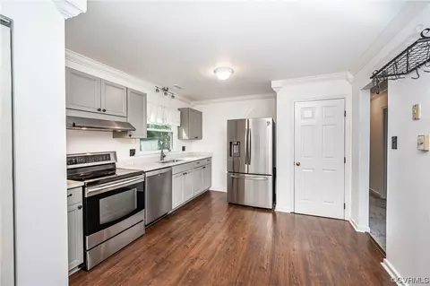 10919 Speeks Ct, Midlothian, VA 23112 photo 9