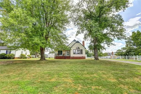 6447 Dairy Dr, Mechanicsville, VA 23111