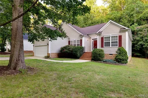 6205 St Johns Wood, Williamsburg, VA 23188