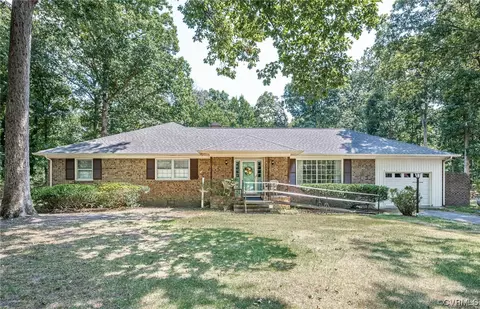 9079 Greenlake Cir, Mechanicsville, VA 23116