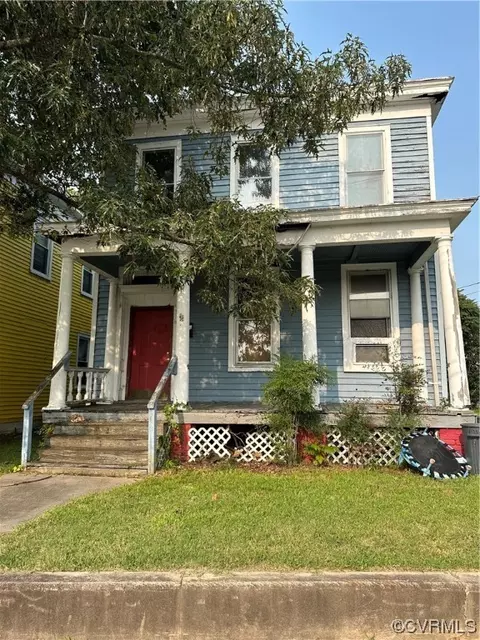 37 Guarantee St, Petersburg, VA 23803
