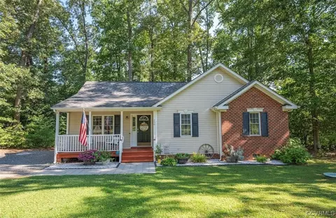 250 Tranquility Dr, Ruther Glen, VA 22546