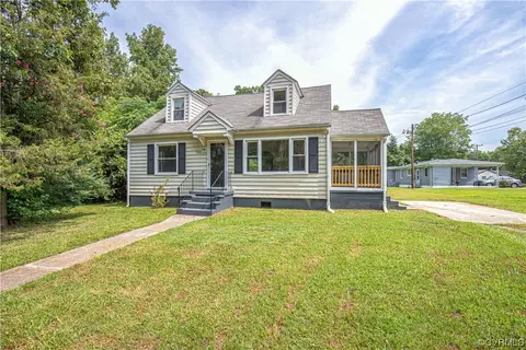 306 Pine St, Waverly, VA 23890
