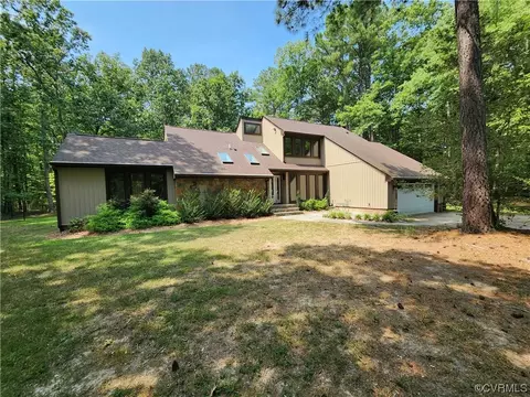 12821 Mount Hermon Rd, Ashland, VA 23005