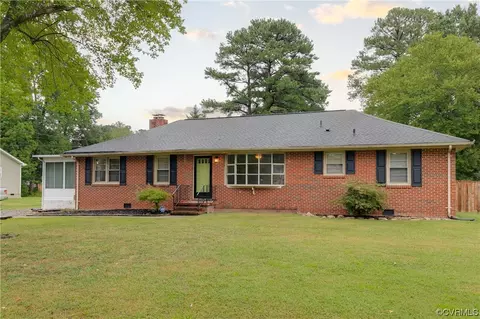 8301 Hood Dr, Richmond, VA 23227