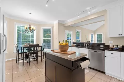 5500 Foxvale Ct, Midlothian, VA 23112 photo 13
