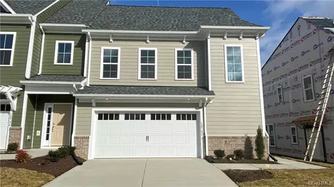 13732 Randolph Pond Ln, Midlothian, VA 23114
