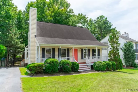 8955 Castle Point Dr, Glen Allen, VA 23060