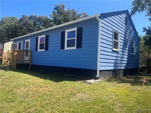 1816 Trenton St, Hopewell, VA 23860