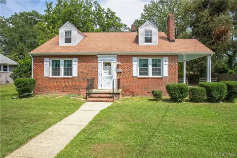 903 Lafayette Ave, Colonial Heights, VA 23834
