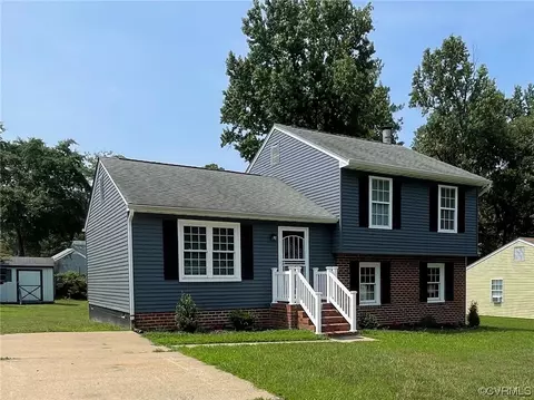 9348 Bent Wood Ln, Richmond, VA 23237