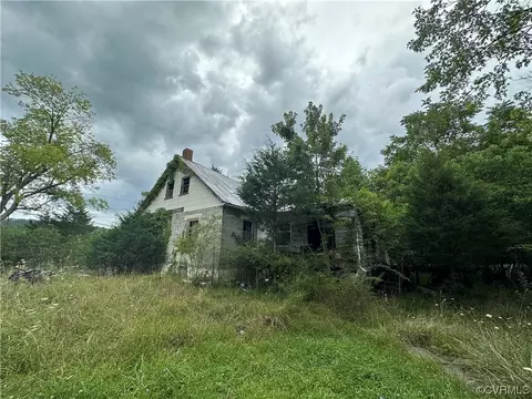 364 Poor Farm Rd, Fincastle, VA 24090