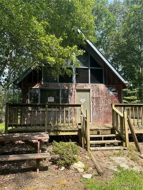 11001 Forest Hollow Dr, Bumpass, VA 23024