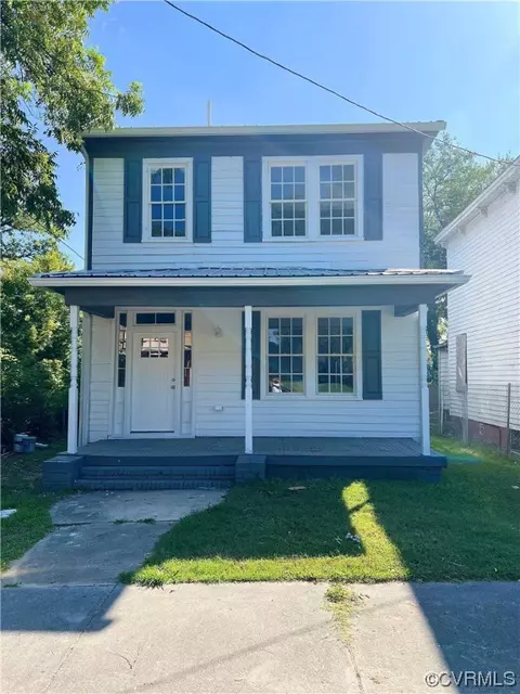 447 Harrison St, Petersburg, VA 23803