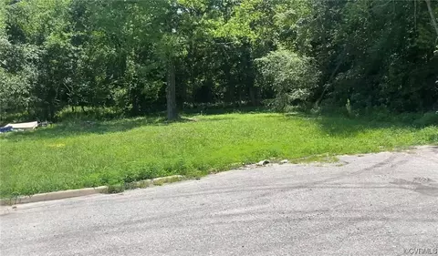 1150 Stainback St, Petersburg, VA 23803