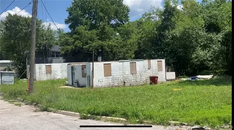 1146 Stainback St, Petersburg, VA 23803