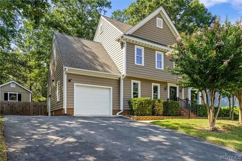 1402 Walton Bluff Ter, Midlothian, VA 23114