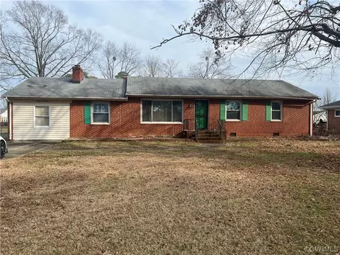 4905 Allenshaw Dr, Henrico, VA 23231