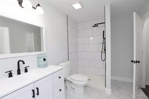 6830 Strathmore Rd, Richmond, VA 23237 photo 11