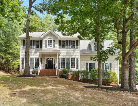 4906 Wraywood Ave, Chester, VA 23831