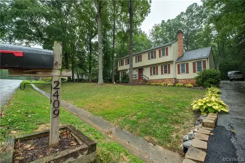 2409 Loch Braemar Dr, North Chesterfield, VA 23236
