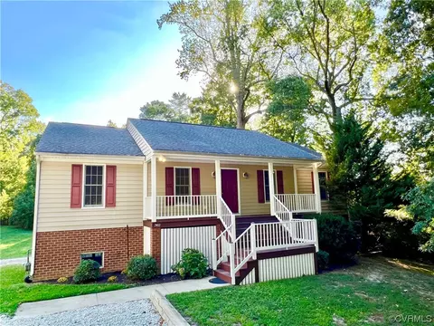 7411 Atlee Rd, Mechanicsville, VA 23111