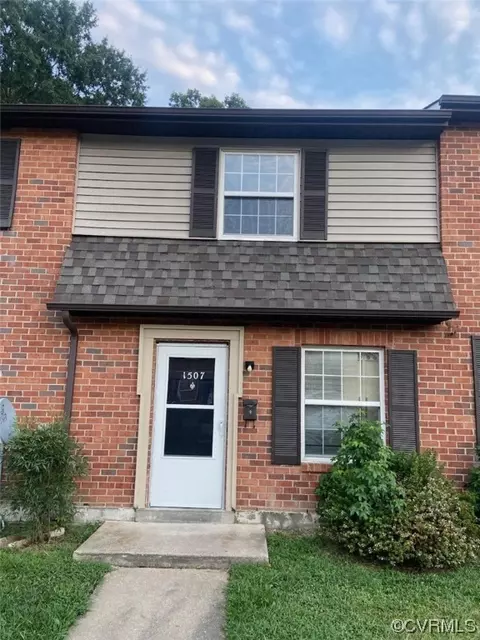 1507 Stowmarket Ct, Richmond, VA 23225