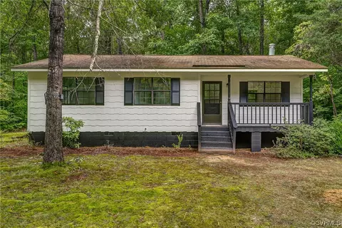 2855 Gammon Town Rd, Bumpass, VA 23024