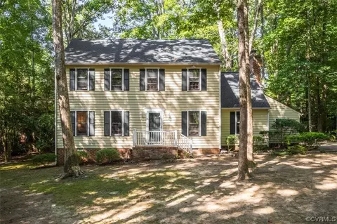 4424 Old Fox Trl, Midlothian, VA 23112