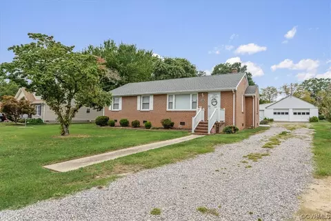 24810 Mount Pleasant St, Petersburg, VA 23803