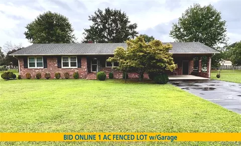 728 Rebecca St, Franklin, VA 23851