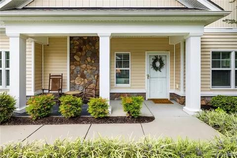 323 Kernel Ct, Richmond, VA 23236