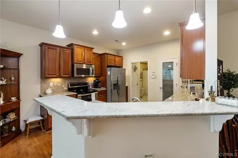 323 Kernel Ct, Richmond, VA 23236 photo 13