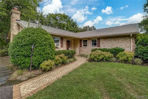9208 Waterloo Ct, Henrico, VA 23229