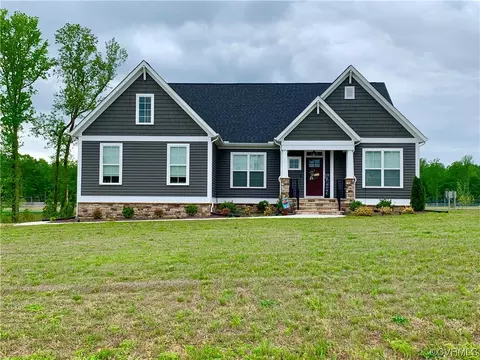 6771 Pine Straw Ln, Quinton, VA 23141