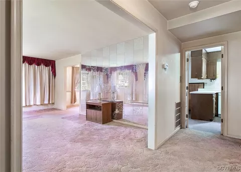 1621 Charrington Dr, Midlothian, VA 23113 photo 6