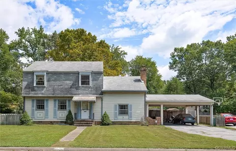 1621 Charrington Dr, Midlothian, VA 23113
