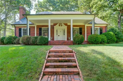8711 Standish Ln, Henrico, VA 23229
