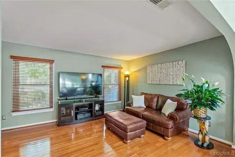 2709 Rams Ct, North Chesterfield, VA 23236 photo 8