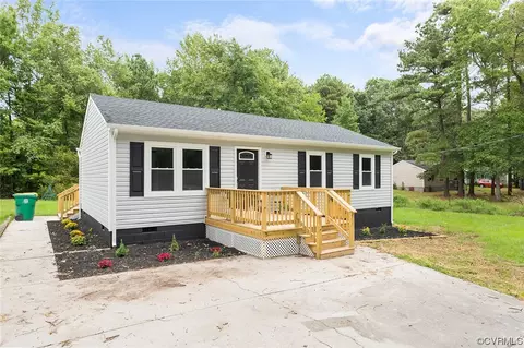 257 Spotswood Dr, Petersburg, VA 23805