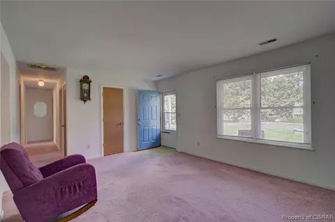 6740 Cedar Lake Dr, Gloucester, VA 23061 photo 8