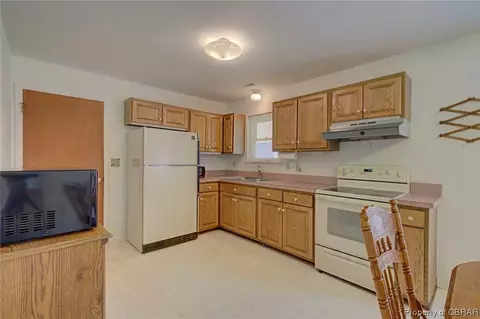 6740 Cedar Lake Dr, Gloucester, VA 23061 photo 10