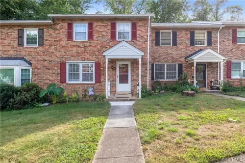 3212 S Battlebridge Dr, Richmond, VA 23224