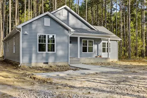 10775 Mccraw Way, Disputanta, VA 23842