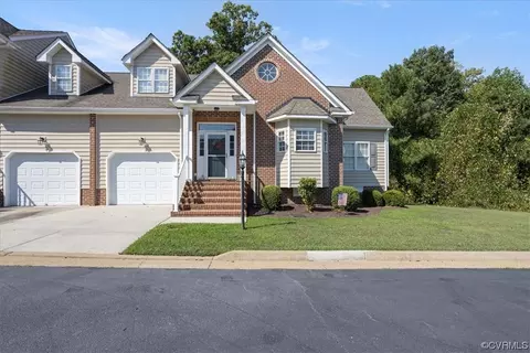 108 Creekridge Pl, Colonial Heights, VA 23834