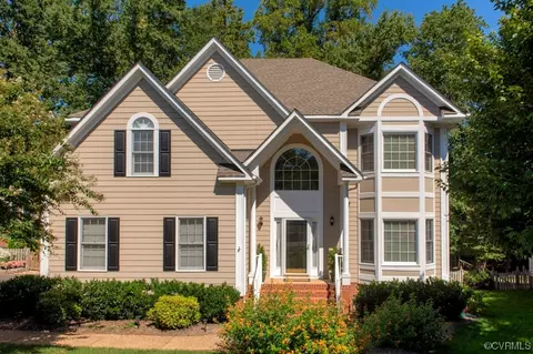 9214 Ivy Banks Dr, Mechanicsville, VA 23116